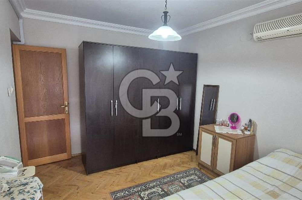 Ege Mahallesi Tütüncüler Sitesi'nde Doğalgazlı Ara Kat Fırsatı! 