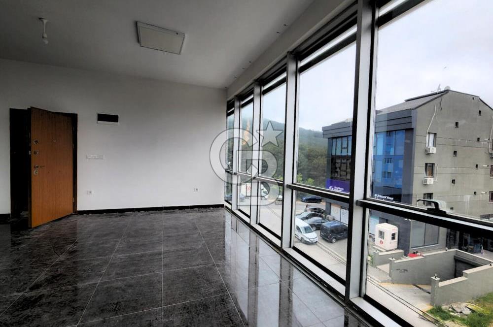 Ataşehir Ferhatpaşa Mh. Kiralık Ofis Katı Net 160m2