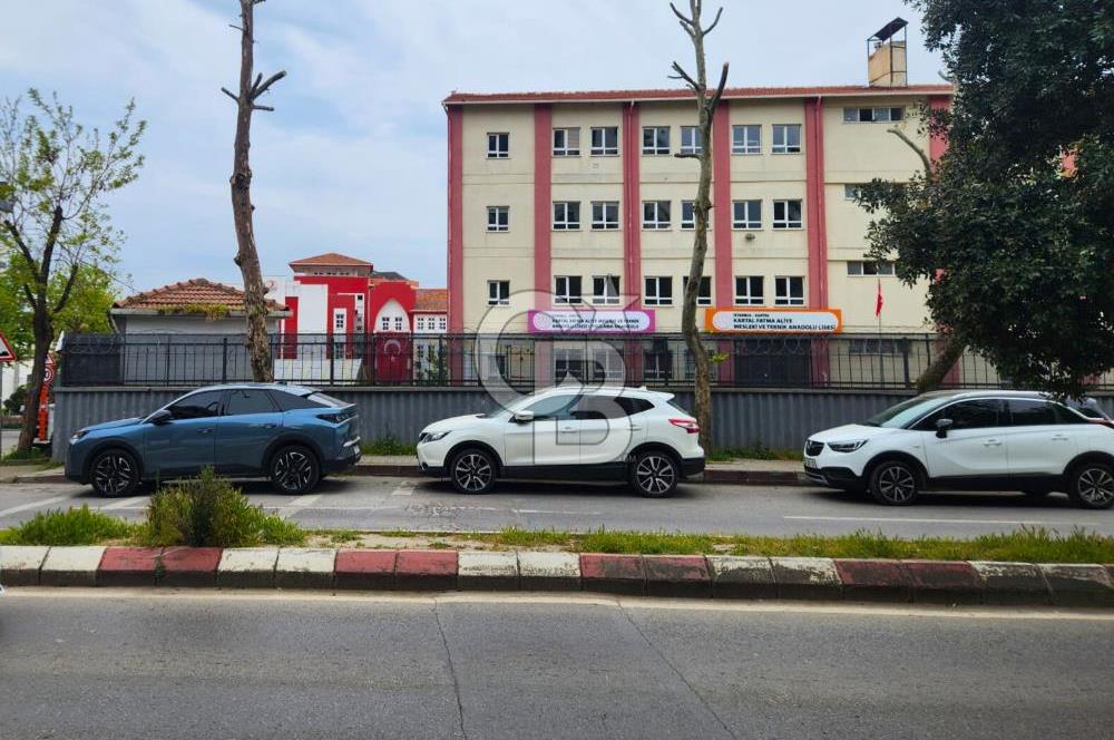 Kartal Çavuşoğlu Mh. Harika Köşe Konumda Satılık İşyeri Net180m2