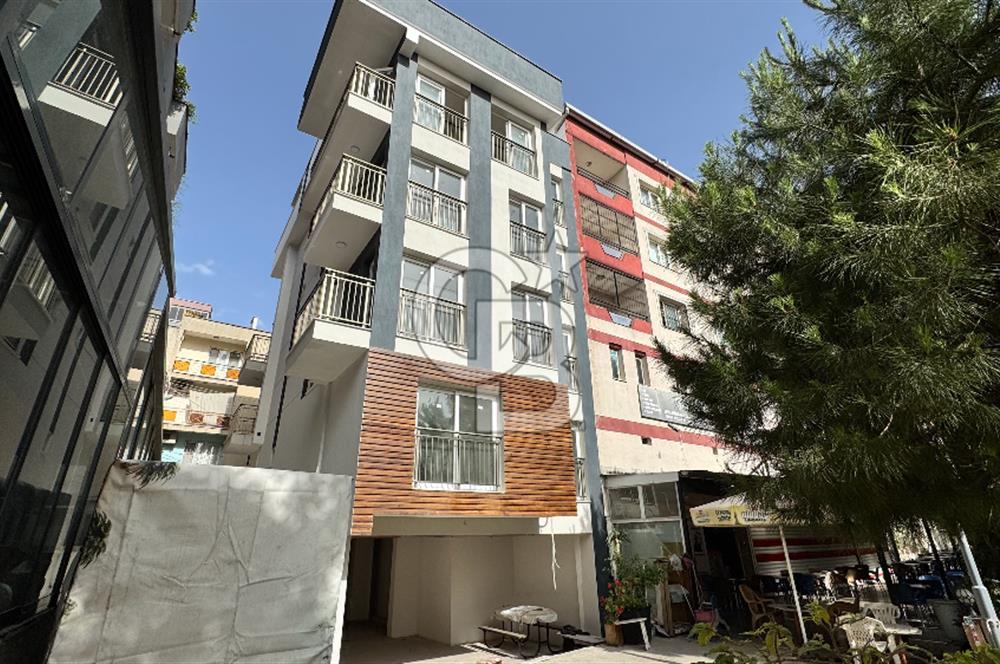 BUCA SEVGİ YOLU’NDA SATILIK İKİ KATLI DÜKKAN