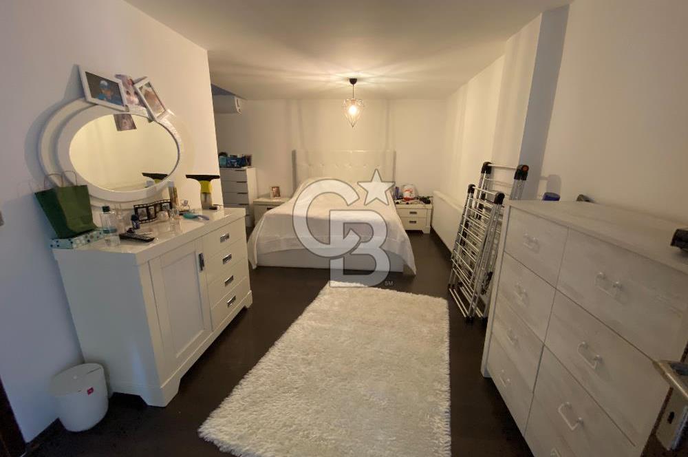 USKUMRUKÖY GÜLLER VADİSİ SİTESİNDE HAVUZLU EŞYALI KİRALIK VİLLA 