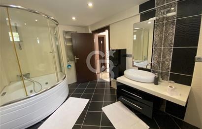 USKUMRUKÖY GÜLLER VADİSİ SİTESİNDE HAVUZLU EŞYALI KİRALIK VİLLA 