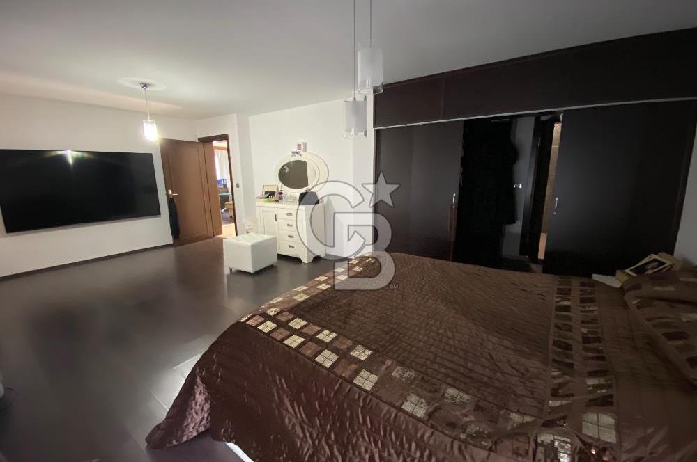 USKUMRUKÖY GÜLLER VADİSİ SİTESİNDE HAVUZLU EŞYALI KİRALIK VİLLA 