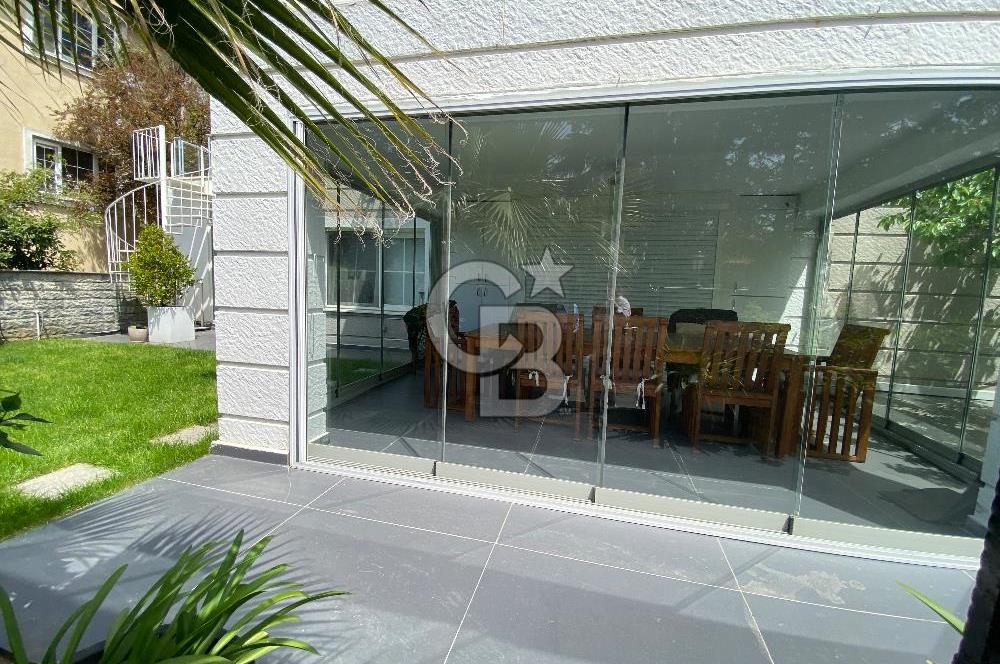 USKUMRUKÖY GÜLLER VADİSİ SİTESİNDE HAVUZLU EŞYALI KİRALIK VİLLA 