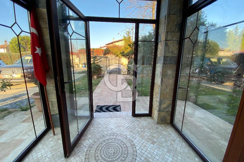 Park Village'da 4+1 Kiralık Villa 