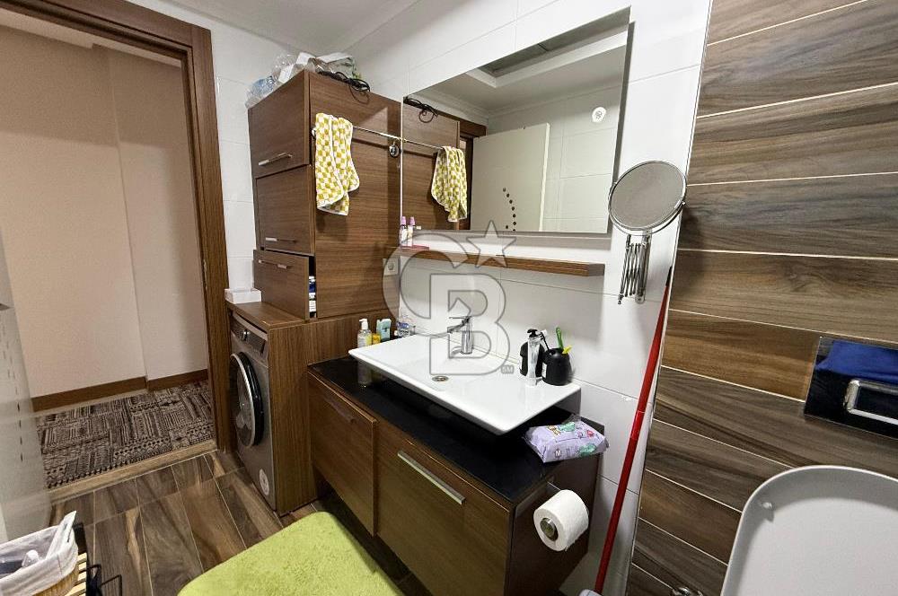 İzmir Narlıdere'de Muhteşem Doğa ve Deniz manzaralı daire