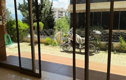 İzmir Narlıdere'de Muhteşem Doğa ve Deniz manzaralı daire