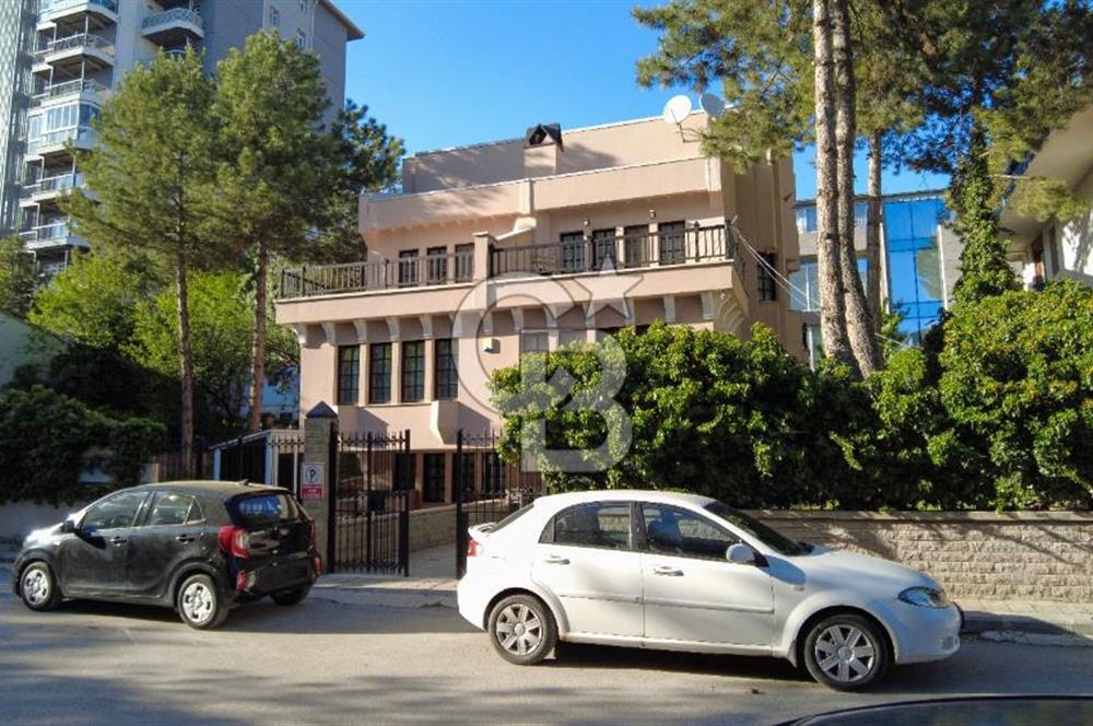 ÇANKAYA ORAN'DA kONUT,ŞİRKET, ELÇİLİĞE UYGUN SATILIK VİLLA 10+2