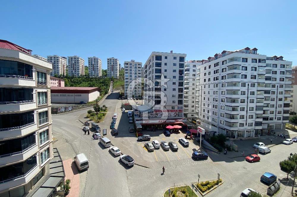 YILDIZLI'NIN MERKEZİNDE GENİŞ TERASLI SATILIK FIRSAT DAİRE