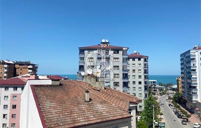 YILDIZLI'NIN MERKEZİNDE GENİŞ TERASLI SATILIK FIRSAT DAİRE