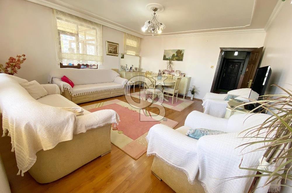 YILDIZLI'NIN MERKEZİNDE GENİŞ TERASLI SATILIK FIRSAT DAİRE