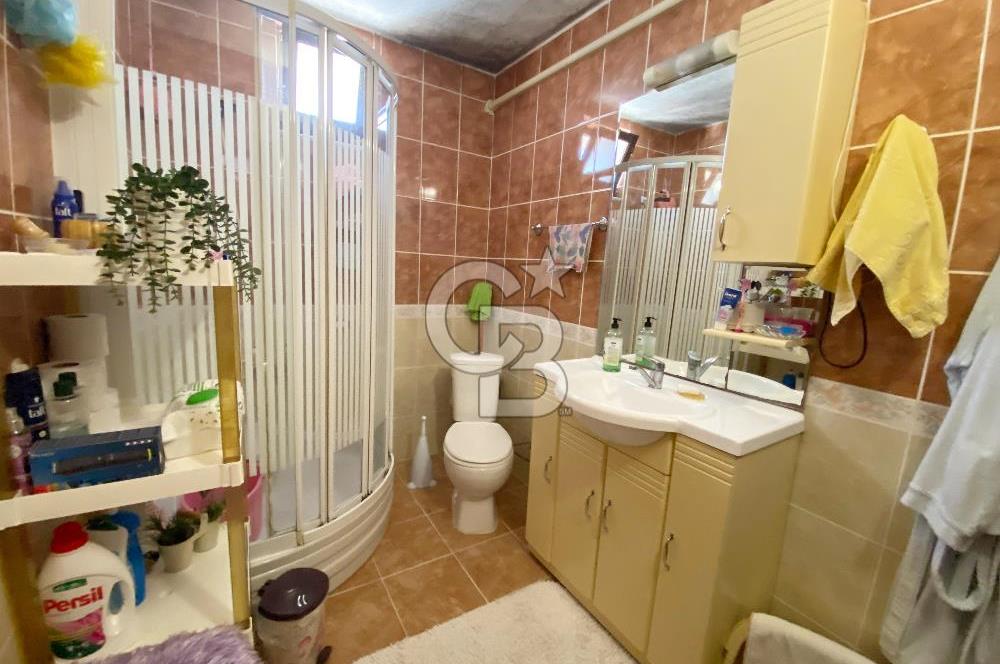 YILDIZLI'NIN MERKEZİNDE GENİŞ TERASLI SATILIK FIRSAT DAİRE