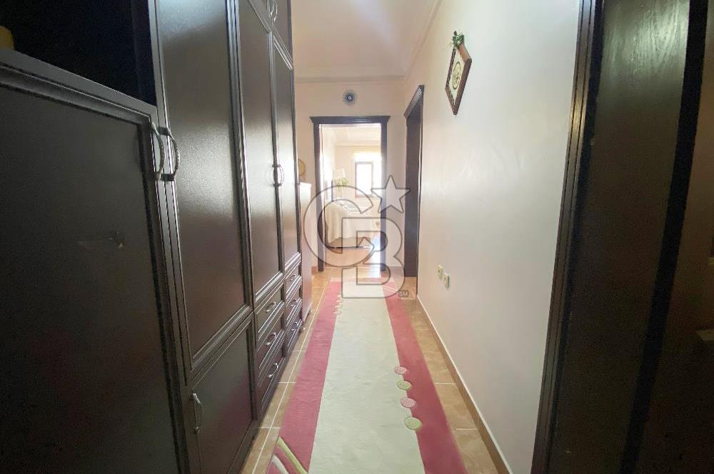 YILDIZLI'NIN MERKEZİNDE GENİŞ TERASLI SATILIK FIRSAT DAİRE