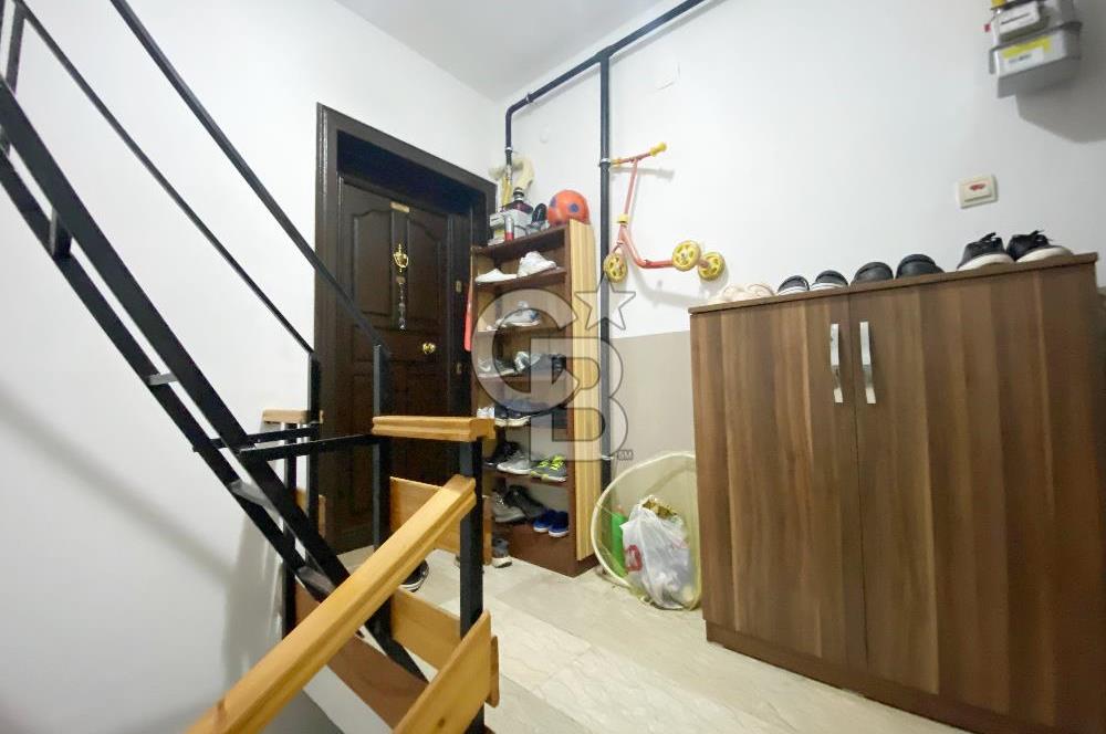 YILDIZLI'NIN MERKEZİNDE GENİŞ TERASLI SATILIK FIRSAT DAİRE