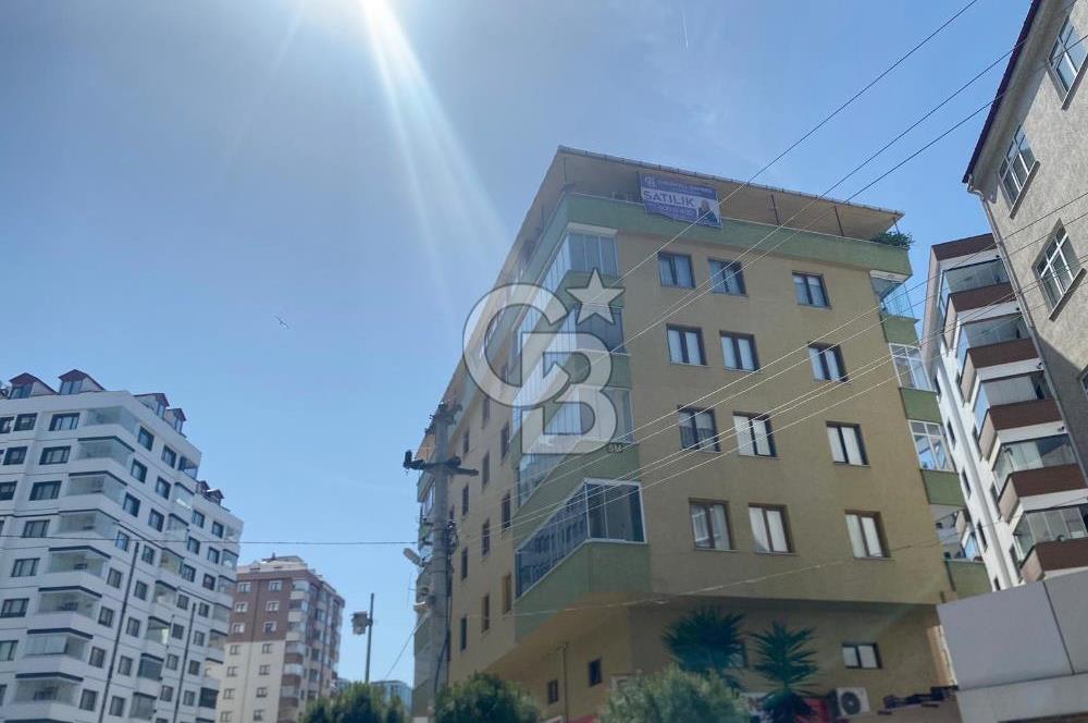 YILDIZLI'NIN MERKEZİNDE GENİŞ TERASLI SATILIK FIRSAT DAİRE