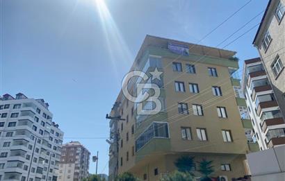 YILDIZLI'NIN MERKEZİNDE GENİŞ TERASLI SATILIK FIRSAT DAİRE