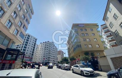 YILDIZLI'NIN MERKEZİNDE GENİŞ TERASLI SATILIK FIRSAT DAİRE