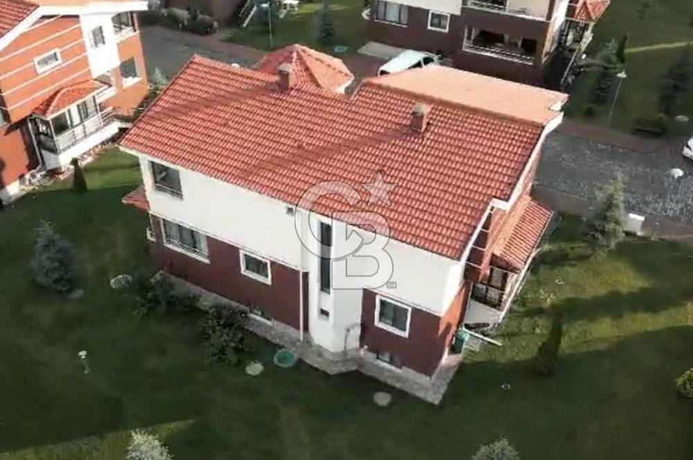 Müstakil Villa, Güvenlikli Site içinde, Takasa Uygun, Yapılı