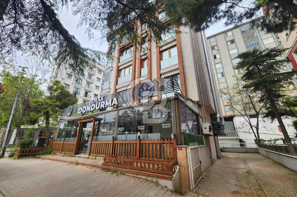 Kartal Çavuşoğlu Mh. Harika Köşe Konumda Satılık İşyeri Net180m2