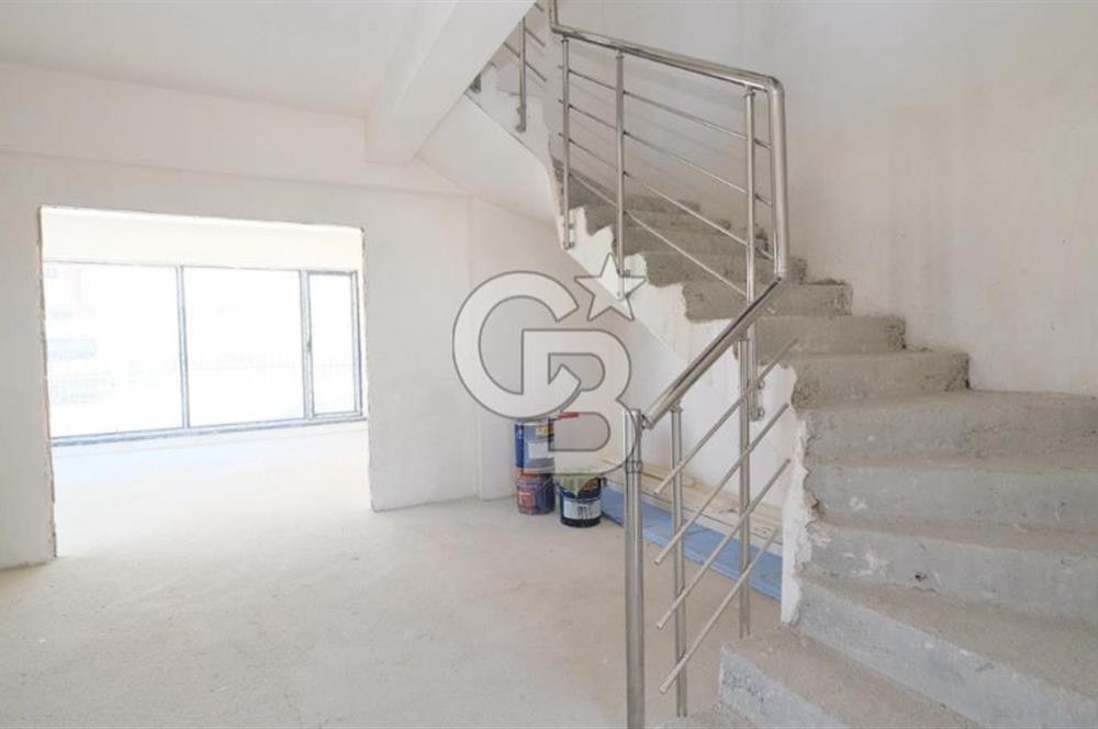 İleri Natamam,Kat Mülkiyetli (İskanlı)320 m²,8+1,Satılık Villa