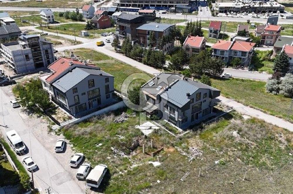 İleri Natamam,Kat Mülkiyetli (İskanlı)320 m²,8+1,Satılık Villa