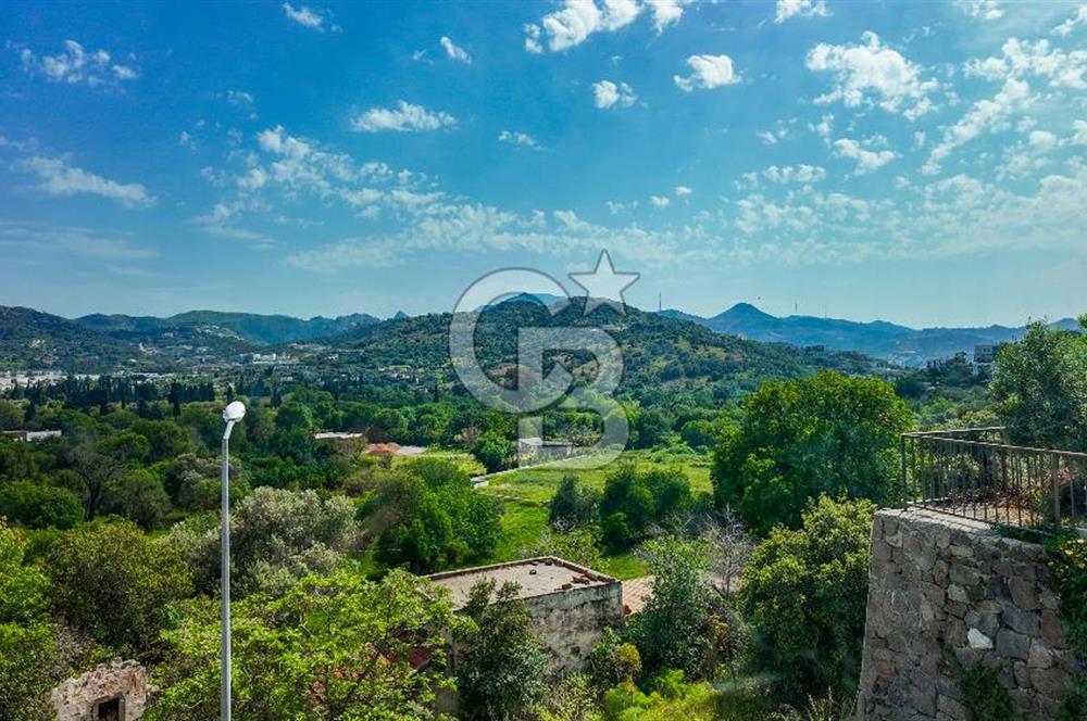 Bodrum Yalıkavak Tilkicikte Satılık 2+1 Bahçe Katı Daire