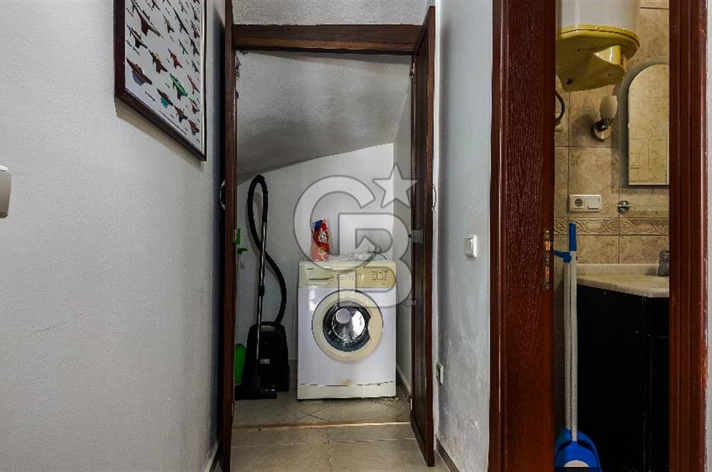 Bodrum Torba'da Satılık Özel Havuzlu Pansiyon Tapulu 3+2 Villa