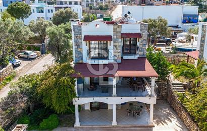 Bodrum Torba'da Satılık Özel Havuzlu Pansiyon Tapulu 3+2 Villa