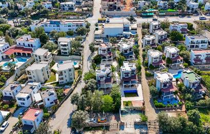 Bodrum Torba'da Satılık Özel Havuzlu Pansiyon Tapulu 3+2 Villa