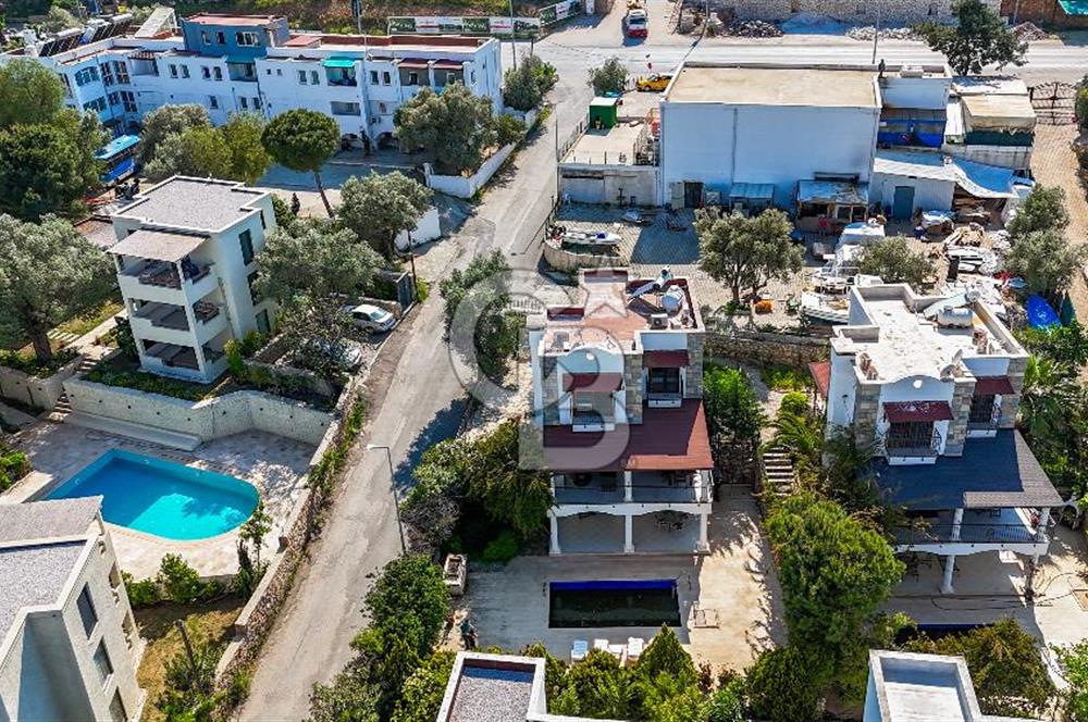 Bodrum Torba'da Satılık Özel Havuzlu Pansiyon Tapulu 3+2 Villa