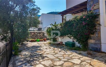 Bodrum Torba'da Satılık Özel Havuzlu Pansiyon Tapulu 3+2 Villa