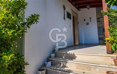 Bodrum Torba'da Satılık Özel Havuzlu Pansiyon Tapulu 3+2 Villa