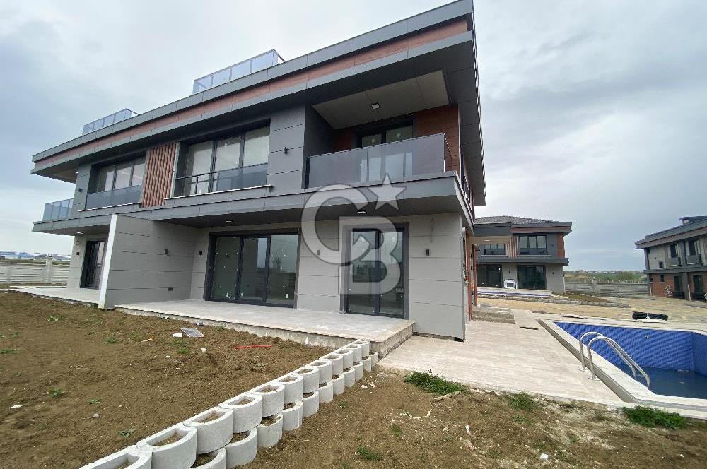 SELİMPAŞA'DA SIFIR 5+1 MÜSTAKİL HAVUZLU LÜKS VİLLA 