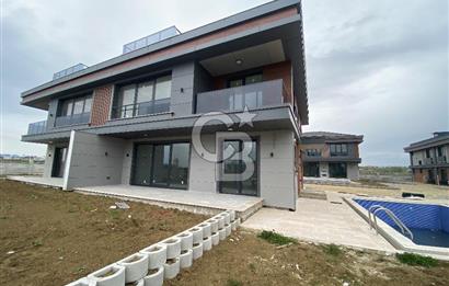 SELİMPAŞA'DA SIFIR 5+1 MÜSTAKİL HAVUZLU LÜKS VİLLA 