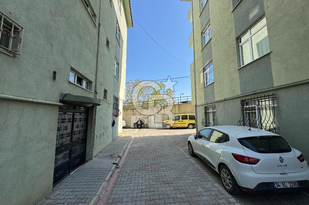 PENDİK ESENYALI AHMET YESEVİ MAHALLESİ SATILIK 3+1 DAİRE