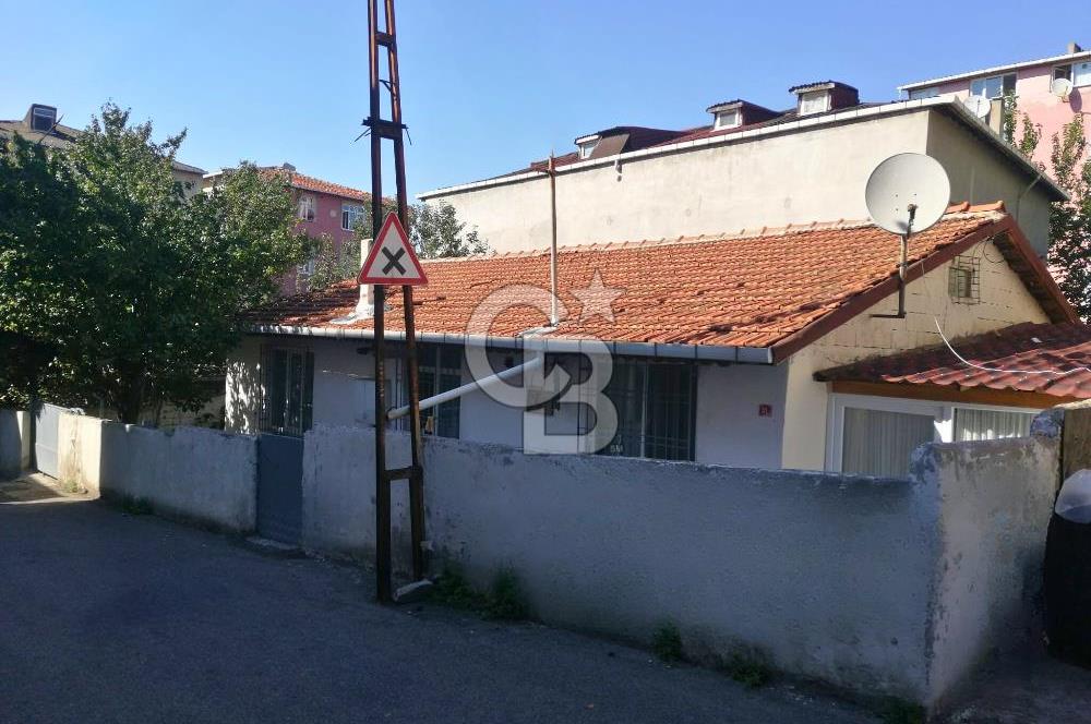 Ataşehir Yeni Çamlıca'da 250m2 Arsası Olan Satılık Ev Net 105m2