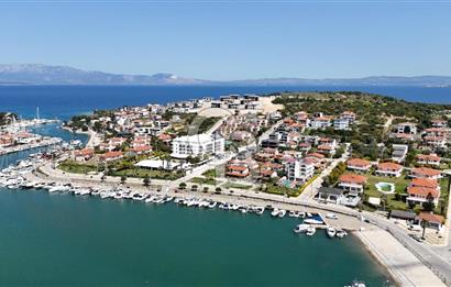 Çeşme Dalyan'da Eşsiz Konumda Müstakil Havuzlu Satılık 7+1 Villa