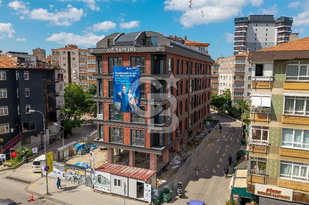 Maltepe Feyzullah Mah. Minibüs Cad. Üzeri 400 m2 Satılık Dükkan!