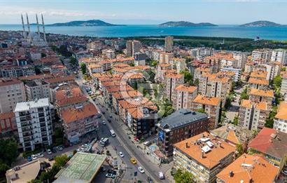 Maltepe Feyzullah Mah. Minibüs Cad. Üzeri 400 m2 Satılık Dükkan!