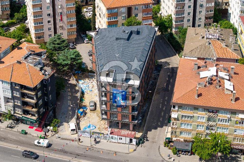 Maltepe Feyzullah Mah. Minibüs Cad. Üzeri 400 m2 Satılık Dükkan!