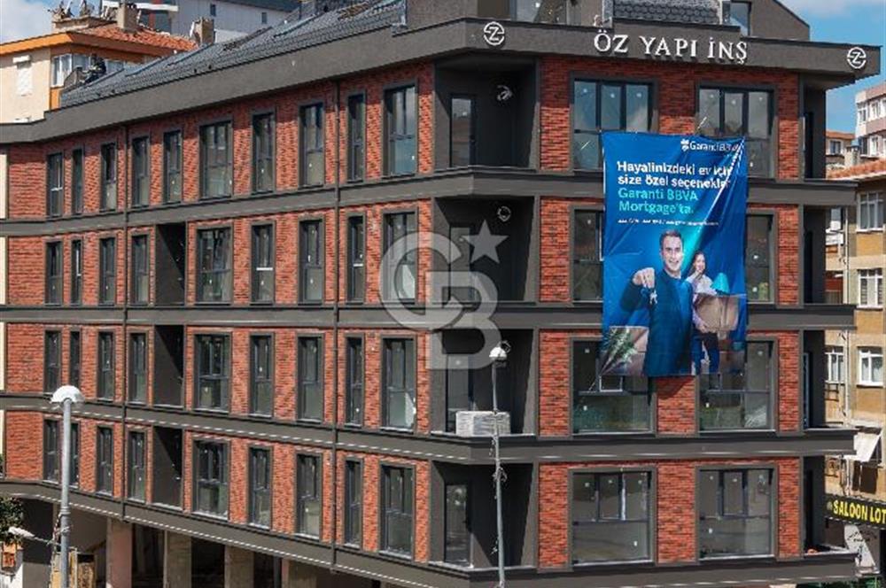 Maltepe Feyzullah Mah. Minibüs Cad. Üzeri 400 m2 Satılık Dükkan!
