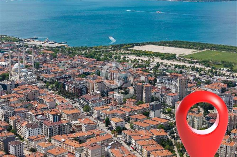 Maltepe Feyzullah Mah. Minibüs Cad. Üzeri 400 m2 Satılık Dükkan!