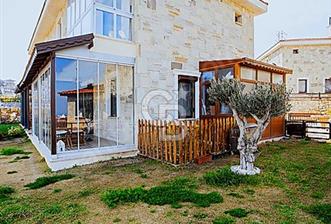Yenifoça Stone House Sitesinde Satılık Dubleks Taş Villa