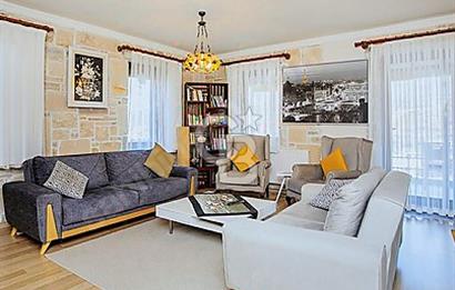 Yenifoça Stone House Sitesinde Satılık Dubleks Taş Villa