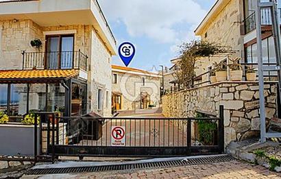 Yenifoça Stone House Sitesinde Satılık Dubleks Taş Villa