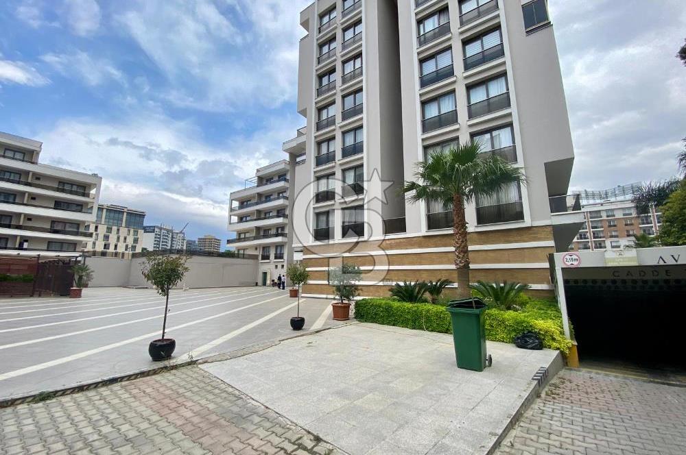 Bornova Avcılar Cadde Teras'ta Eşyalı 1+1 Satılık Daire