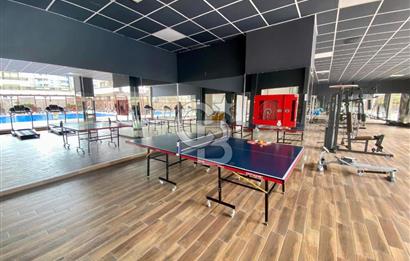 Bornova Avcılar Cadde Teras'ta Eşyalı 1+1 Satılık Daire