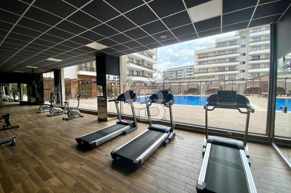 Bornova Avcılar Cadde Teras'ta Eşyalı 1+1 Satılık Daire