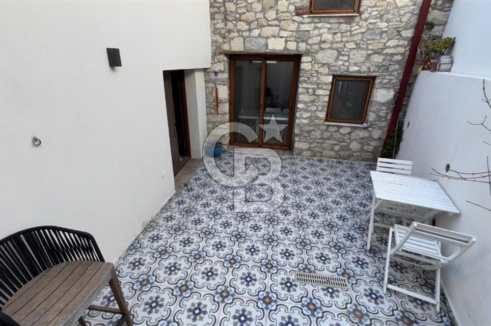 URLA CAMİATİK MAH. SATILIK 3+1 MÜSTAKİL TAŞ EV