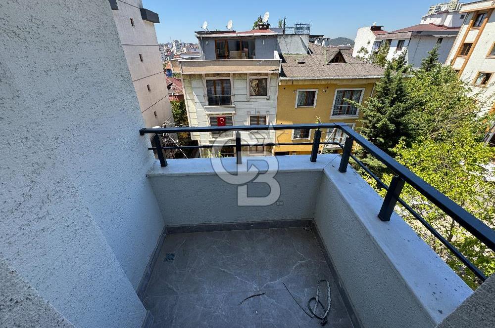 ÜMRANİYE AŞAĞI DUDULLU MAH. BARUT SOKAK'TA KİRALIK 2+1 DAİRE